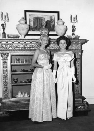 C.Z. Guest in Palm Beach with the Duchess of Windsor.jpg
